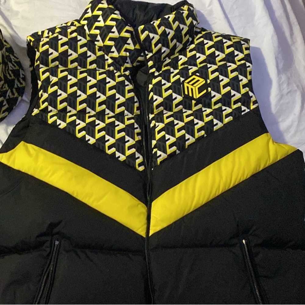 MCM cubic design vest.